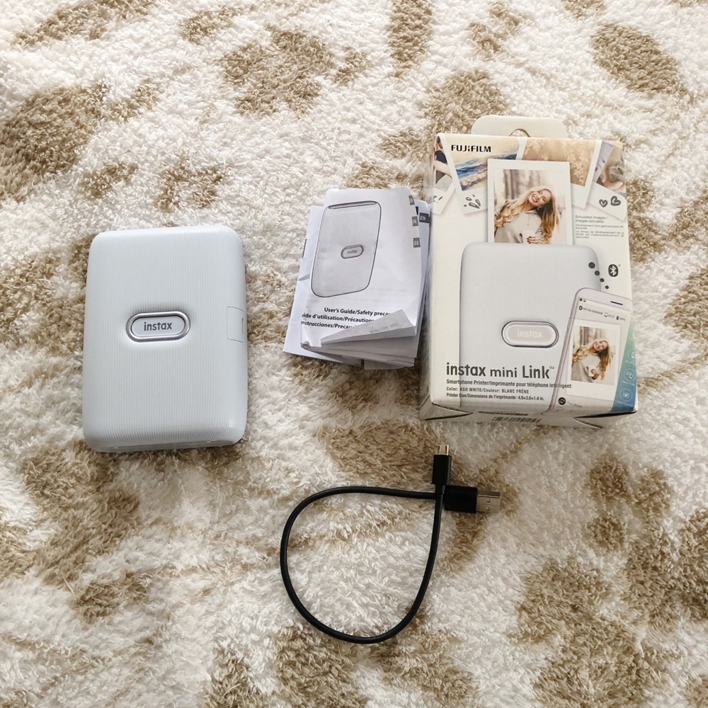 Fujifilm Instax Mini Link 1 Smartphone Film Printer Ash White With Box & Cord